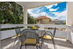 Apartments Mirko i Anka Hromin Apartment 4 – A4 YELLOW foto 1