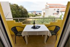 Apartments Lovre Apartment 1 – A2+2 foto 2