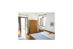 Apartments TUDOR HOUSE Apartment 1 – Bougainvil foto 3