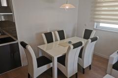 Beachfront House Robert with pool Apartment 1 – House foto 3