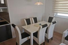 Beachfront House Robert with pool Apartment 2 – TOP 1 foto 5