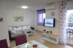Apartments Klarić Apartment 2 – ljubičasti foto 1