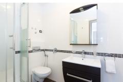 Apartments &amp; Rooms DDD2 Apartment 2 – GREY STUD foto 4