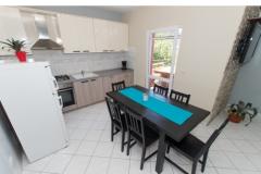 Apartments with pool Apartment 3 – MAIDARI foto 4