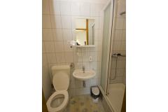 Apartments Dinko s grijanim bazenom Apartment 4 – A 2+2 foto 4