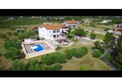 POOL HOUSE STIPE Apartment 1 – POOL HOUSE foto 3