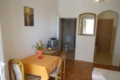 Apartments Mila Apartment 1 – studio foto 1