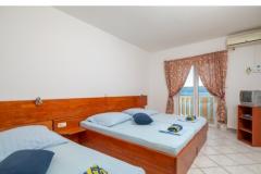 Family Rooms &amp; Apartments Omis Apartment 4 – 202 foto 4