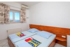 Family Rooms &amp; Apartments Omis Room 5 – kuglana foto 1