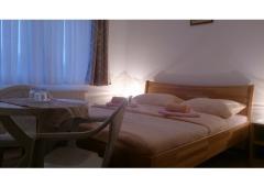 Private accommodation Brajdic Room 2 – Room Maria foto 5