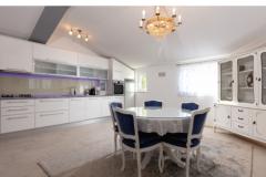 Wide Apartment with Pool  Apartment 1 – Apartman foto 4
