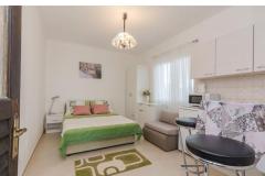 Family friendly Apt with a pool  Apartment 3 – Daysi foto 1