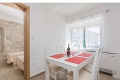 Mustaća Dvori Apartment 1 – Josip foto 3