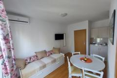 Apartments Crnjac Apartment 1 – A2+2 foto 1