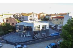 Holiday home with swimming pool Apartment 2 – HOUSE **** foto 1