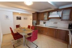 Spacious Apartment in City Center  Apartment 1 foto 4