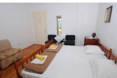 Pansion Jeric Apartment 2 – Studio 4 foto 5