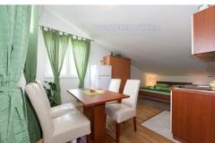 Apartments Emi Apartment 1 – zeleni foto 5