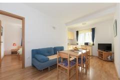 Apartments Svjetlana i Ivo Mravičić Apartment 3 – 3: A4+2 foto 2