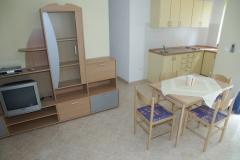 Apartments Svjetlana i Ivo Mravičić Apartment 1 – 1: A4+2 foto 1