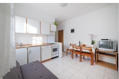 Apartments Maleš Apartment 2 – A3+2 foto 1