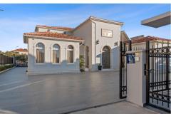 Villa CAROLUS Dalmatia Apartment 1 – Villa foto 2