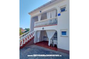 Apartments Knapić – Vir