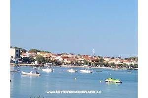 Apartments Taramis – Vir