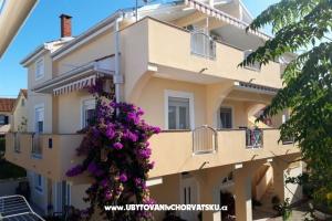Apartments Mira – Zadar