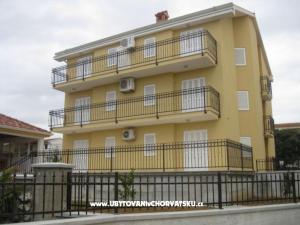 Apartments Biograd