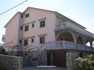 Apartments Petrović