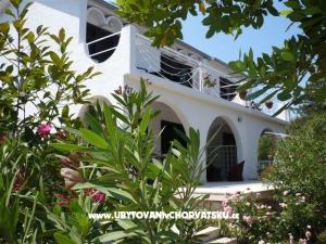Apartments Zana