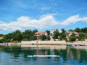 Apartments Villa Maslina 