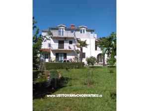 Apartments Zova