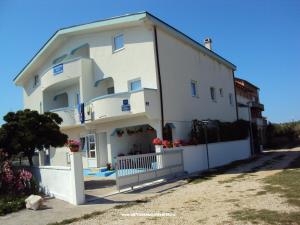 Apartments Danijela 