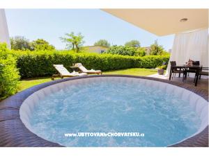 Apartment lux with garden