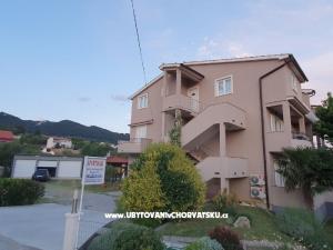 Apartments- Villa Ilijic