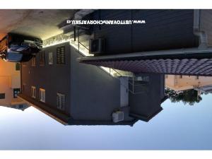 Apartment L