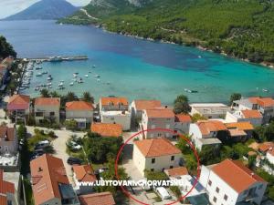 Apartment i kamp "Žuljana"