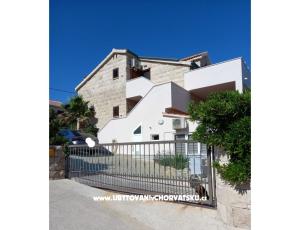 Apartments Mariva 
