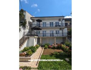 Apartments, Rooms - Crikvenica