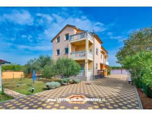 Apartments KAJIC - Fažana