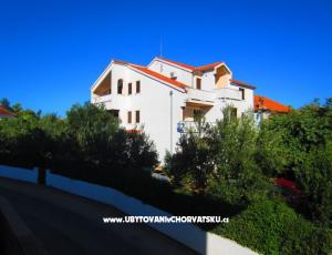 Apartments FJAKA