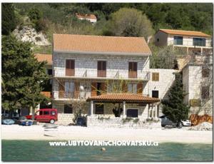 Apartments Porobilo Brist