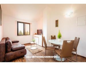 Apartments Kremena