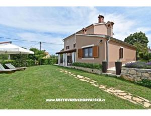 Vacation house Bepina