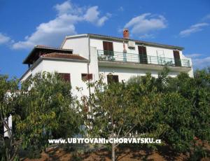 Apartments Carevi dvori