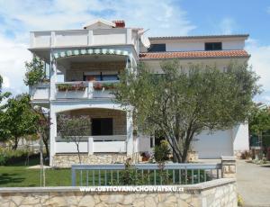 Apartments Mara