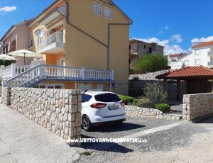 Apartments Pavelić