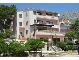 Apartment Vesela 